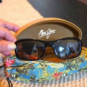 Maui Jim MJ-211 Kihei Titaium Polarized Unisex Sunglasses